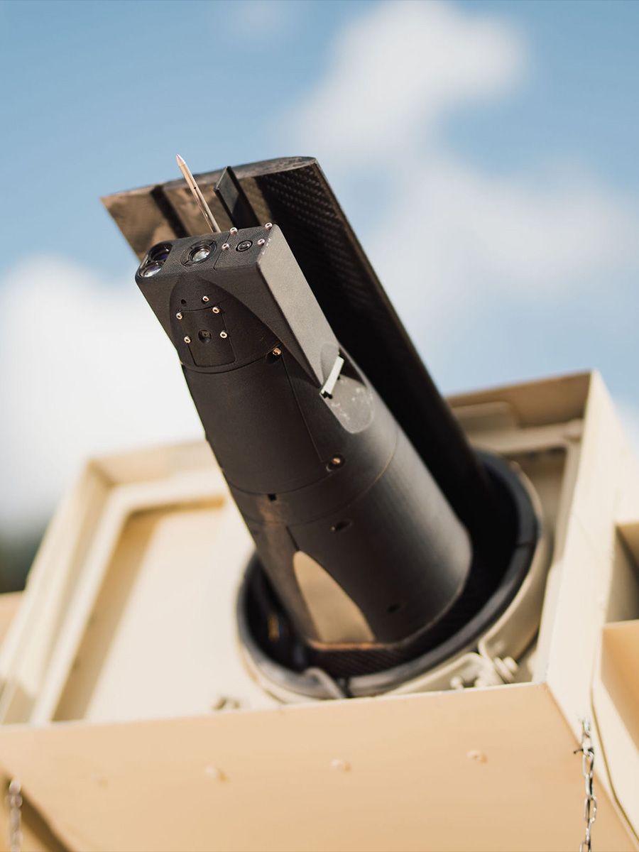 Elanus field operator